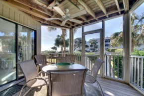 102 E Port O Call by AvantStay Beachfront Ocean Views Communal Pool